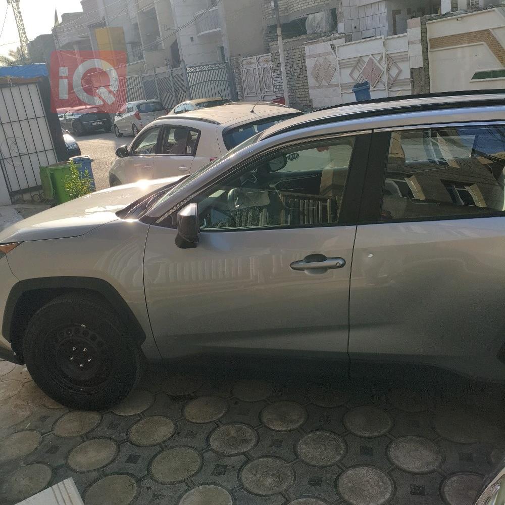 تويوتا راف 4